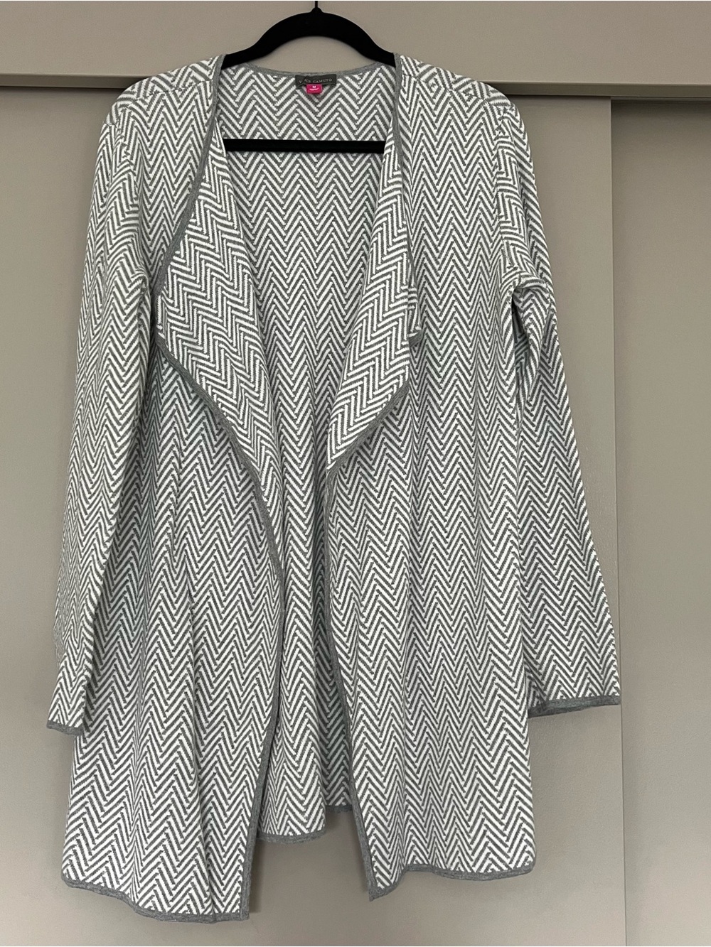 Vince Camuto Herringbone
Cardigan